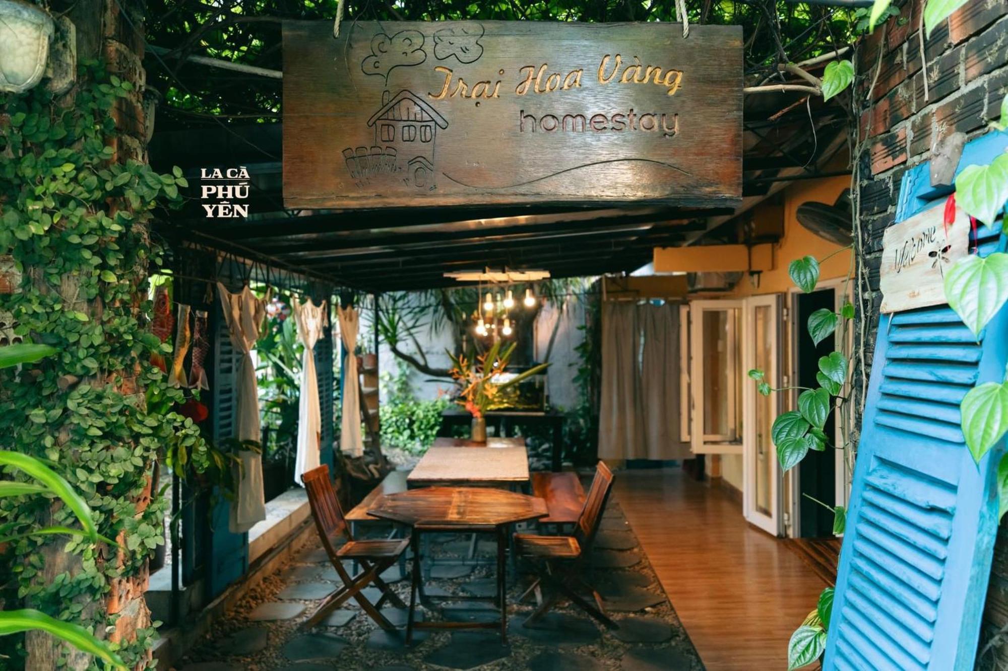 Yellow Farm Homestay Dong Tac Bagian luar foto