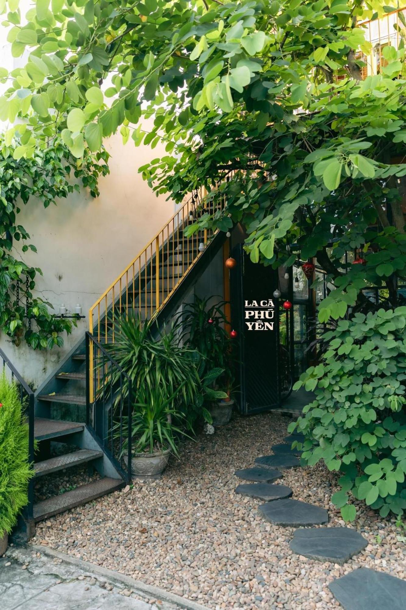 Yellow Farm Homestay Dong Tac Bagian luar foto